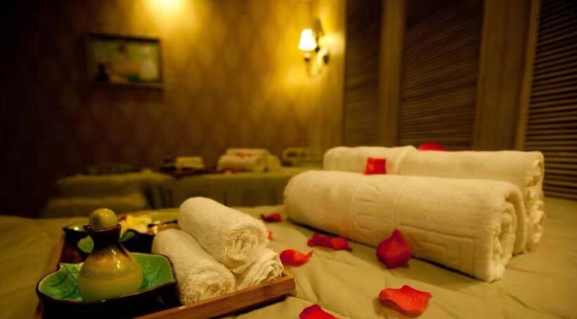 青岛高端水疗spa会馆就这样带着清风月静抚慰了光阴悲喜